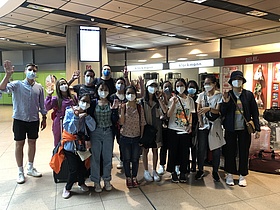 Fachkräfte aus Vietnam am Flughafen